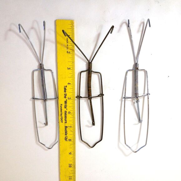 3 Vintage Decorative Plate Spring Loaded Wall Hangers Holds Plated 6.5" to 9" - Picture 2 of 4